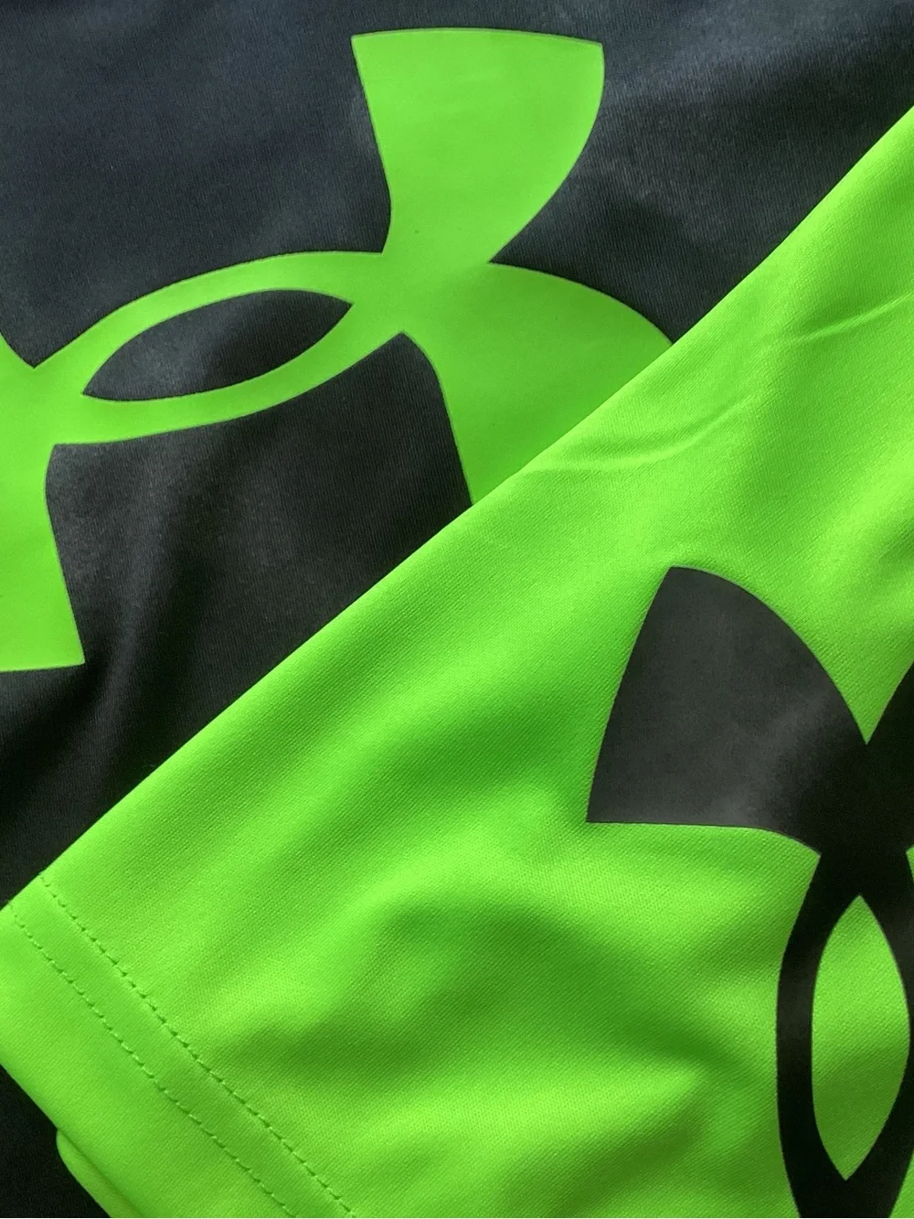 Under Armour Boys Tee & Shorts Set size 4(NWT) ~PRICE IS FIRM, NO OFFERS~